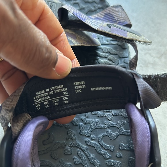 Nike ACG Air Deschutz + SE Sandals Mens Size 11 Purple / Grey DQ 4457-200 - Picture 2 of 6